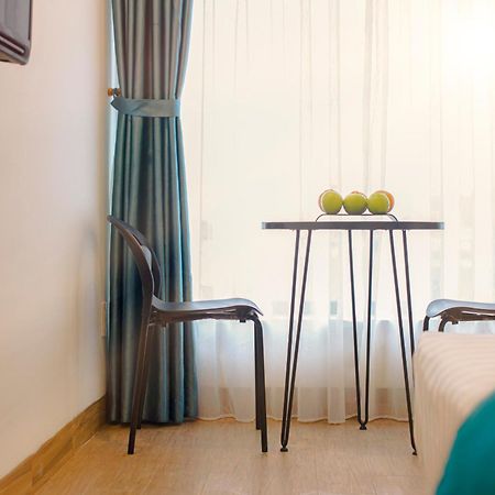 Lyn'S Hotel & Apartment Da Nang Zewnętrze zdjęcie